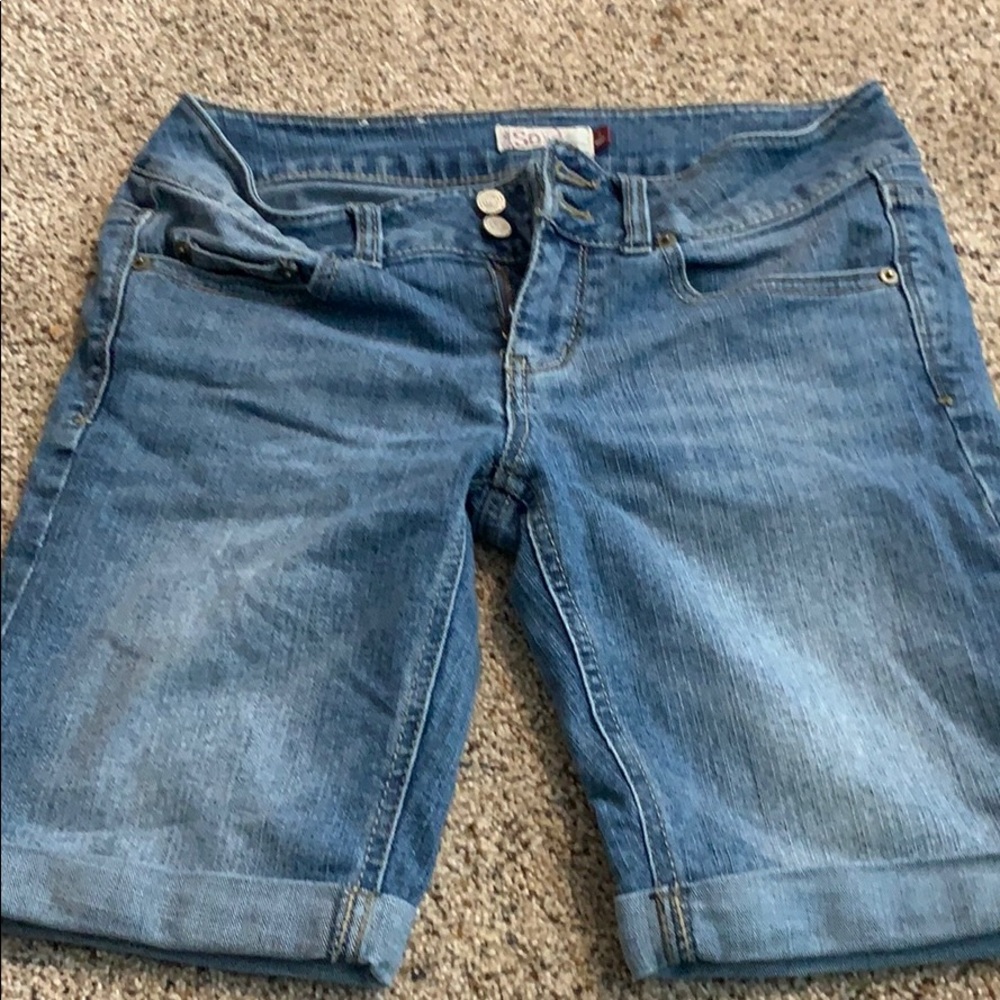 Women/ junior 7 SO shorts
